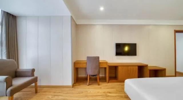 Двухместный люкс Executive с красивым видом из окна Huzhou Zhongwu Grand Hotel (Taihu Moon Bay)