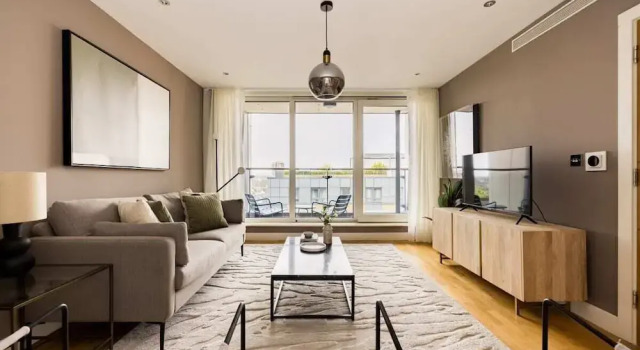 The Riverside Residence - 3bdr Flat With Balcony, Varaa Huoneisto Asunnot kohteessa Merseyside, Huoneisto