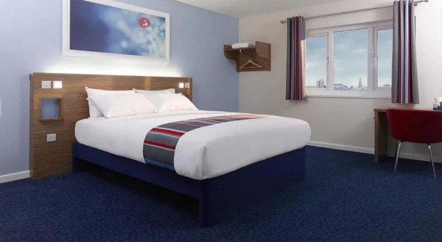 Travelodge Tamworth Central Hotel, Забронировать Отель Тамуэрт Стаффордшир, рядом с The Lamb Ground