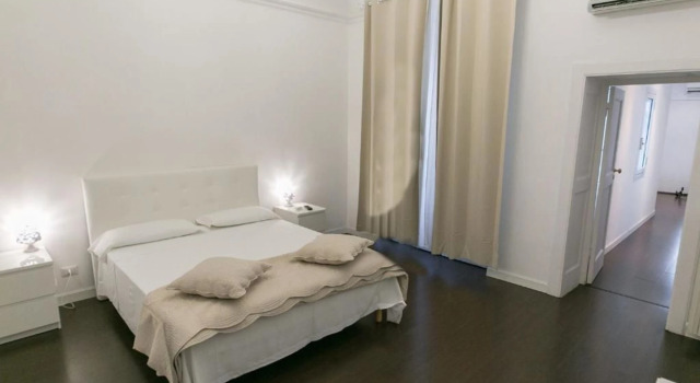 B&B Sparano Luxury Suites, Забронировать Отель «постель и завтрак» Бари Bari Province, рядом с Малый театр