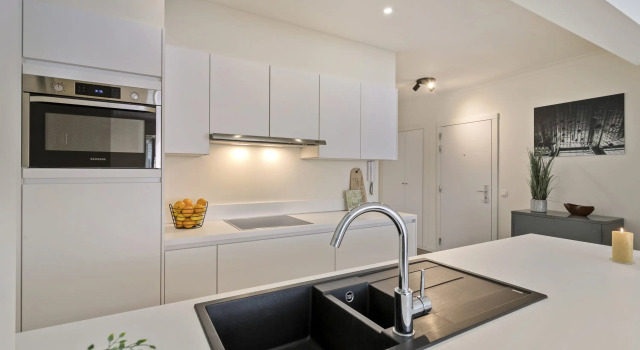 Apartment near the beach in the heart of the city, Забронировать Апартаменты/квартира Остенде Бельгийское побережье, рядом с Wapenplein Square