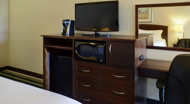 Двухместный номер Standard Holiday Inn Conference Centre Edmonton South by IHG
