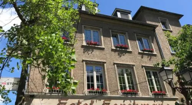Hotel Herckmans, Book Hotel Hotels in Oesling with Parking, Parking