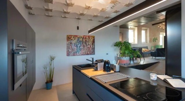 Апартаменты с 2 комнатами ROSTAGNI1834: VILLA WITH 2 APTS AND POOL IN THE BAROLO REGION