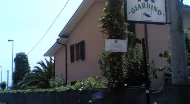 Bed & Breakfast Giardino Agritourist