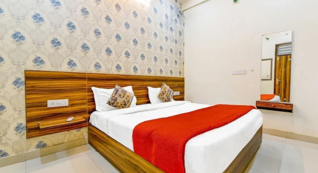 Hotel Kalyan and Banquets, Забронировать Отель Отели штата Раджастхана 3 звезды, 3*