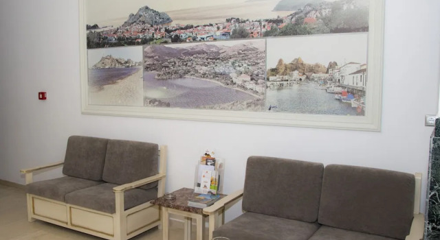 Astron Hotel