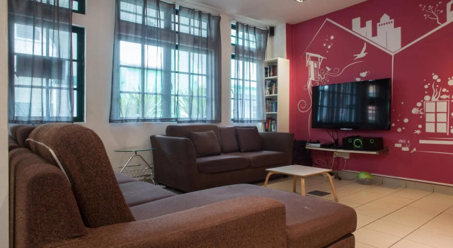 Footprints Hostel