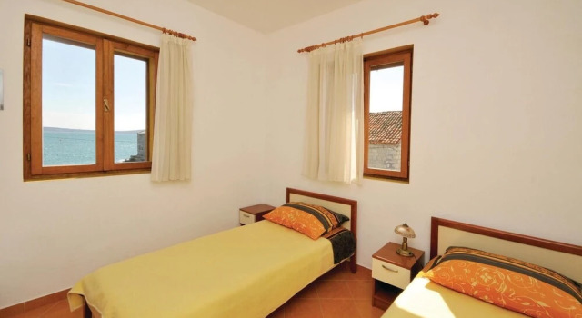 Stunning Home in Kastel Stari With Wifi and 1 Bedrooms, Book Hotel Kastel Stari Kaštela