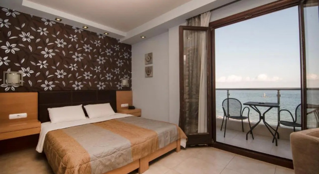 Двухместный номер Standard с видом на улицу Mistral Hotel