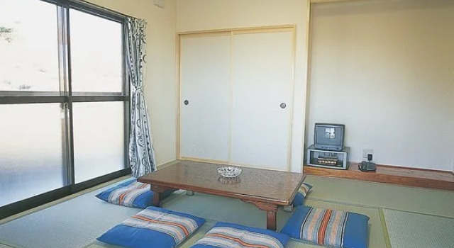 Shirakaba Sunshine Lodge