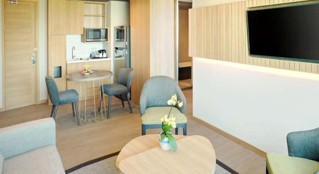 Люкс Executive Mercure Makassar Nexa Pettarani