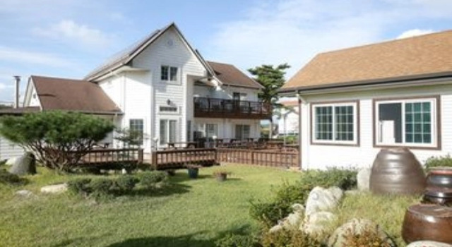 Gangneung Gadunji Pension, Boek Hotel Hotels in Gangwon-Do met parkeren, Parkeren