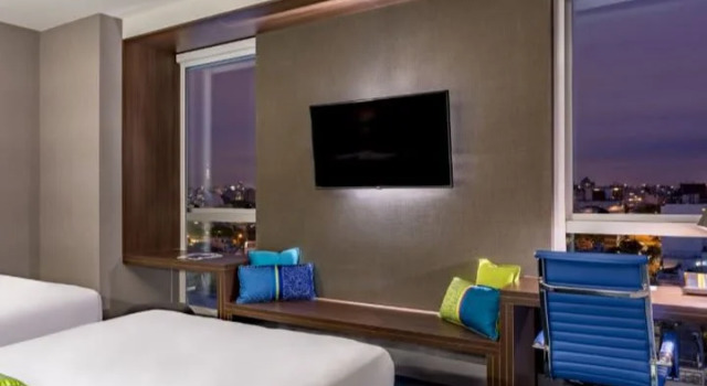 Двухместный номер Standard Aloft by Marriott Montevideo
