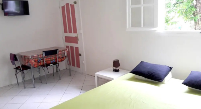 Studio in Trois Rivieres, With Furnished Garden and Wifi