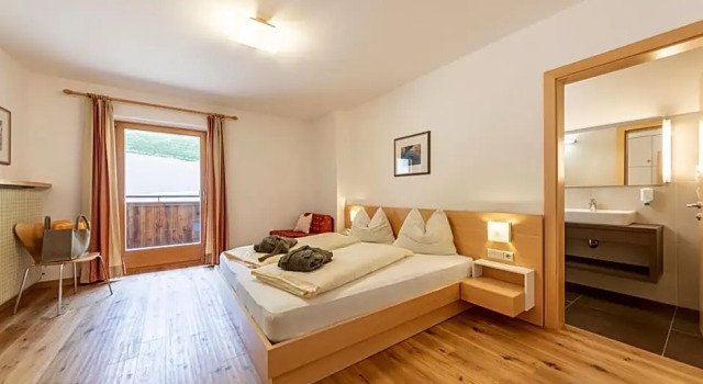 Номер Standard с балконом Hotel Rommisa