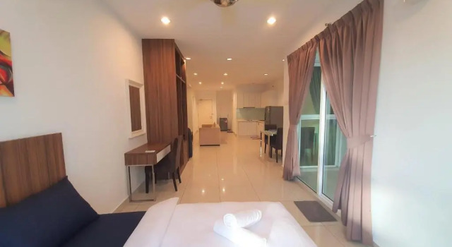 Студия Mansion One Suites @Gurney Drive Seaview Studio Apartment by Sarah's Lodge