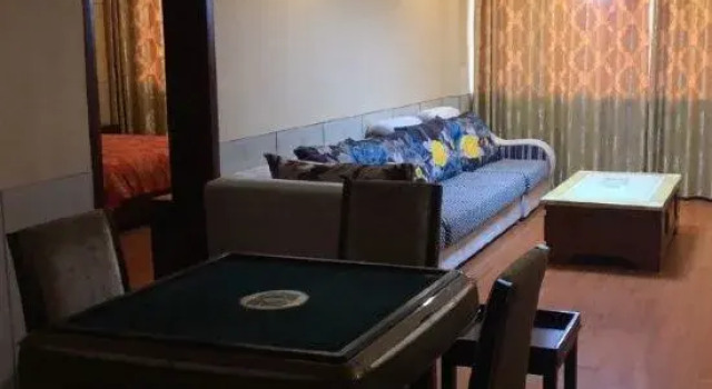Miluo Yuejiang Hotel, Rezerwuj Hotel Yueyang Hunan