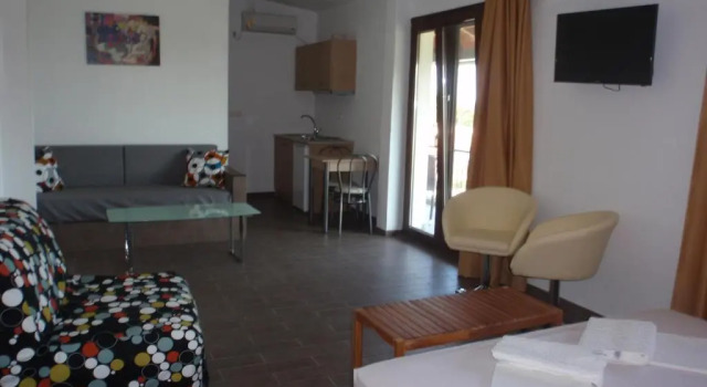 Petrouda's Apartments, Reservar Apartamento Kato Karyotes Grécia