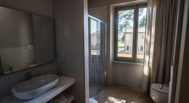 Номер Deluxe Isola Polvese Resort