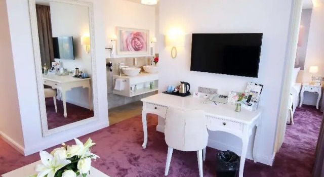 Трёхместный номер Standard rugs Hotel am Schlosspark Lichtenwalde