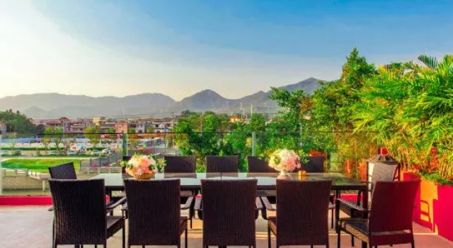 52 Hertz Guesthouse, Rezerwuj Hotel Hotele w Shenzhen z parkingiem, Parking