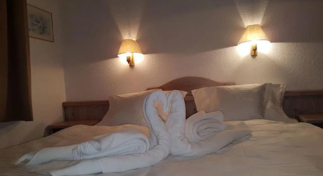 Номер Standard Pension Nadia