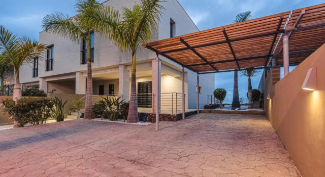 Rey Tenerife home #17, close to Siam Park, Prenota Hotel Hotel a Tenerife con piscina, Piscina