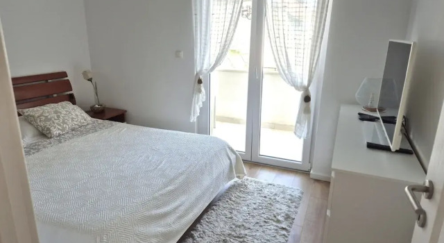 Апартаменты Superior c 1 комнатой с балконом и с видом на внутренний двор Deluxe Apartments Goya