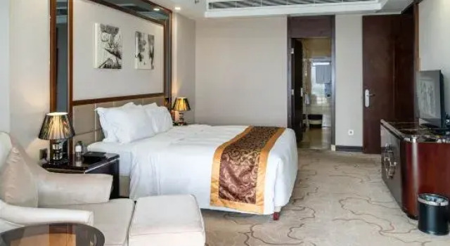 Люкс Sun Yat-sen University Kaifeng Hotel