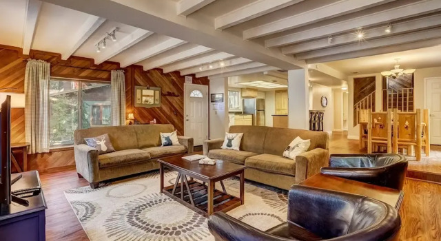 Paloma Place  Hot Tub | Game Room | Pool Table