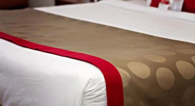 Четырёхместный номер Standard Iberia House & Suites