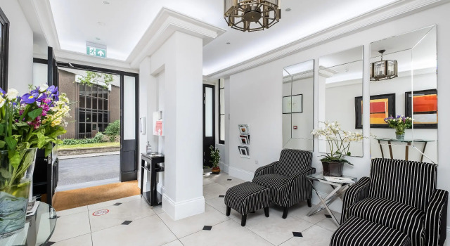 Lak Serviced Apartments
