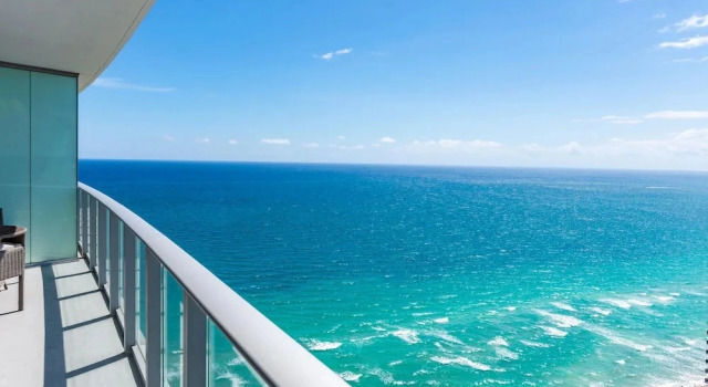 Номер Superior Tides in Hollywood Beach By My Miami Vacation