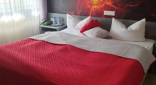 Hotel Zur Fichtenbreite -Garni, Забронировать Отель Косвиг (Анхальт) Виттенберг