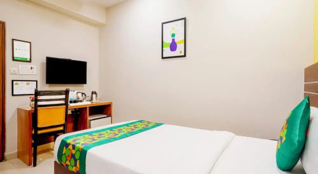 Двухместный номер Economy Treebo Pride Inn Raidurg