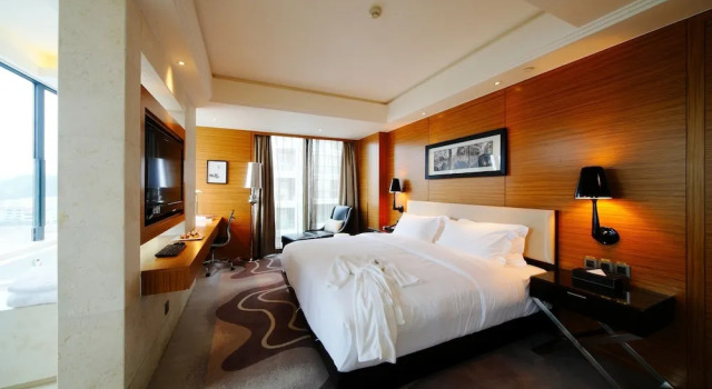 Двухместный номер Deluxe с видом на реку DW Hotel