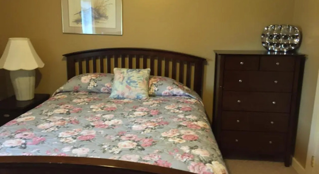 Апартаменты Lakeview Motel & Apartments