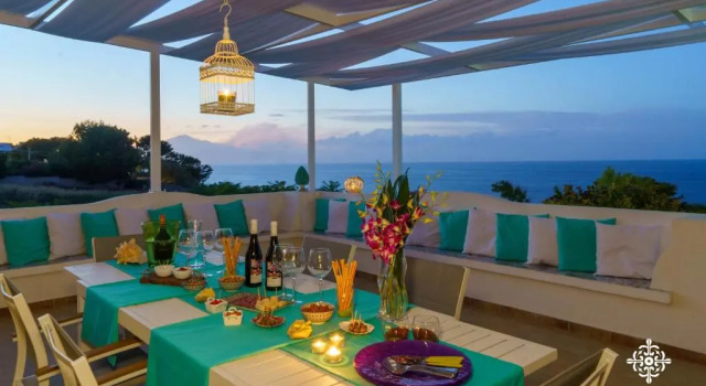Вилла Deluxe Villa Vittoria - Waterfront house