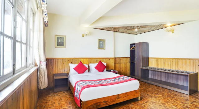 Номер Premium Summit Newa Regency