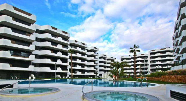Arenales Playa 93 by Bravos Club, Забронировать Отель Лос-Ареналес-дель-Соль 