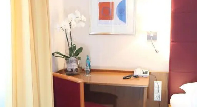 Hotel Ickhorn, Забронировать Отель Верне Унна