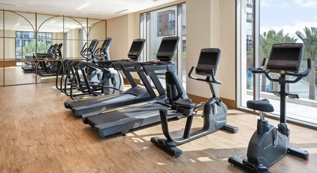 Chic 2 BR in Vida Residences Canal View