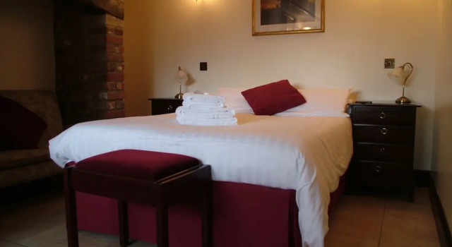 Двухместный номер Standard c 1 комнатой The Crown Hotel