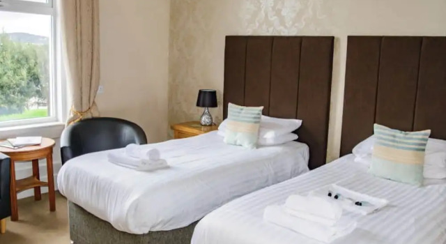The Wildings Hotel & Tudnos Restaurant, Забронировать Отель «постель и завтрак» Отели Лландидно 4 звезды, рядом с Tina Holley Gallery, 4*