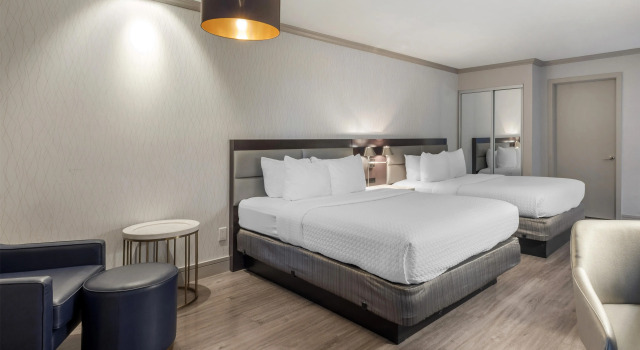 Четырёхместный номер Standard Best Western Plus Executive Suites