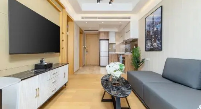 Люкс Doria Raffles · HOMETEL (Guangzhou IFC Keyun Road Metro Station Branch)