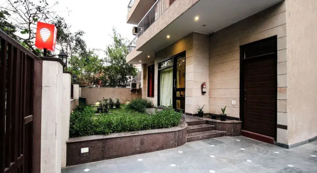 OYO Flagship 273 Noida Expressway SEZ