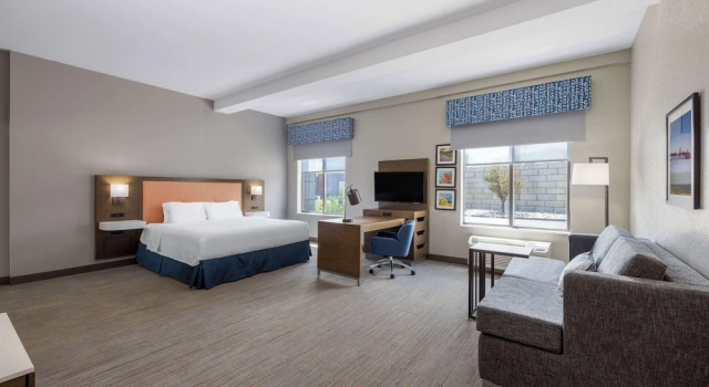 Студия Newly Renovated-Hampton Inn & Suites Casper