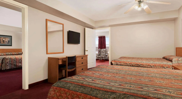 Люкс Travelodge by Wyndham Port Elgin
